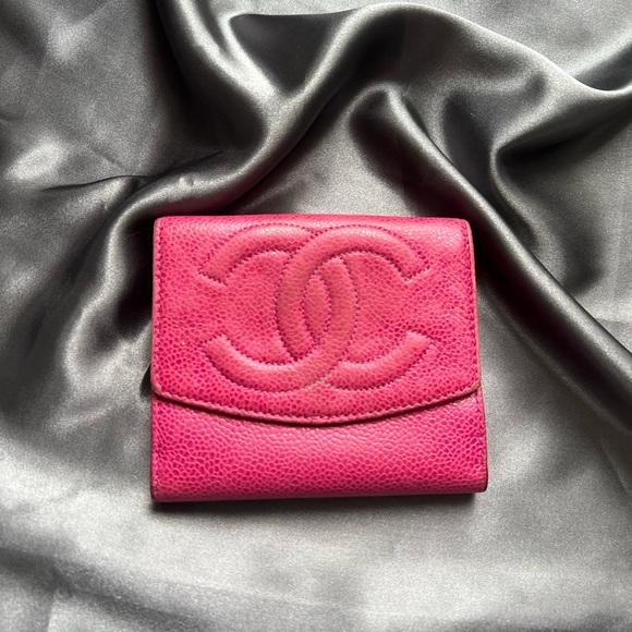 SOLD Chanel Wallet - Picture 2 of 7